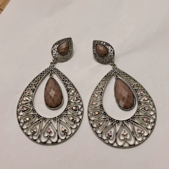 Jewelry - BIG earrings (vintage)